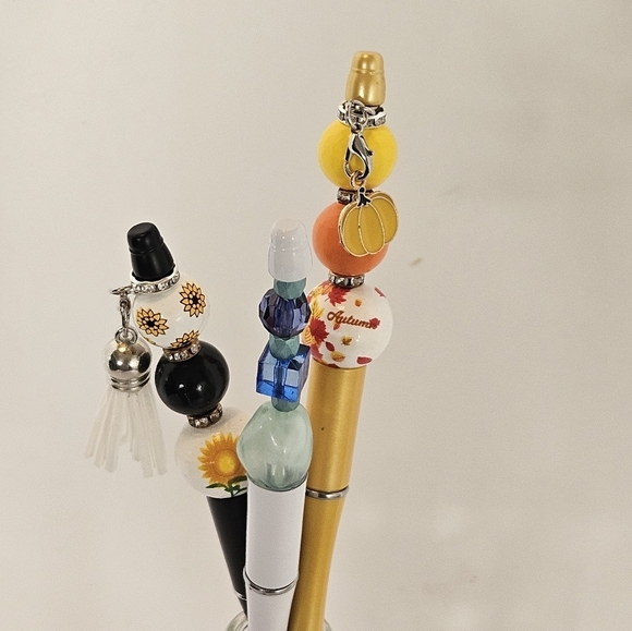 Hand Crafted Holiday Pens Beaded Set of 3 Fall Floral Sunflower Halloween Black - Picture 5 of 17